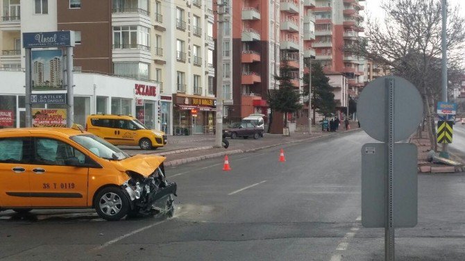 Esenyurt’ta Trafik Kazası