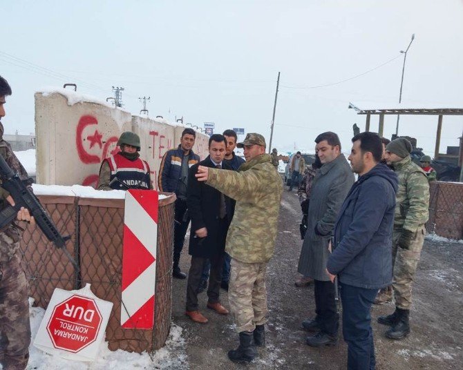 Kaymakam Uzan’dan Nöbet Tutan Güvenlik Güçlerine Ziyaret