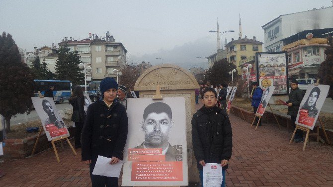 Tosyalı Öğrencilerden 15 Temmuz Şehitler Sergisi