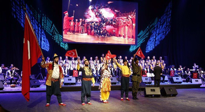 Gaün’de Muhteşem Türk Halk Müziği Gecesi