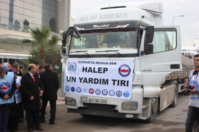 Halep’ten Tahliye Edilen Suriyelilere 100 Ton Un Yardımı