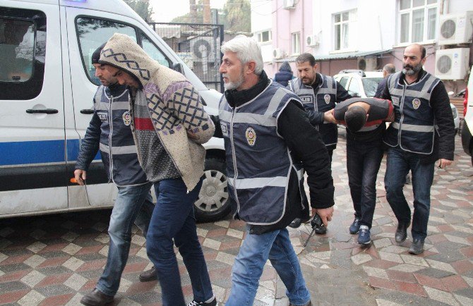 Manisa’nın Korkulu Rüyası Hırsız Kardeşler Yakalandı