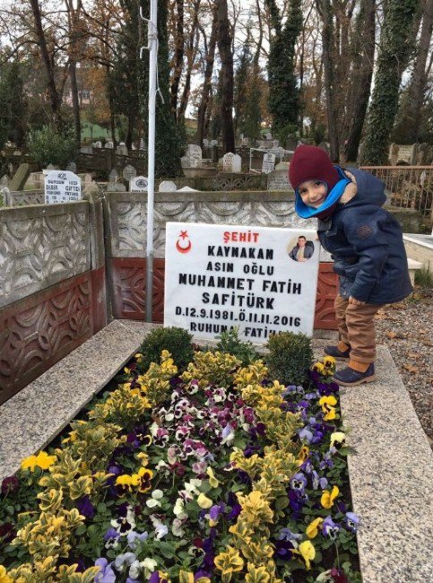 Şehit Kaymakam Muhammet Fatih Safitürk’ün Eşinin Paylaşımı Yürek Burktu