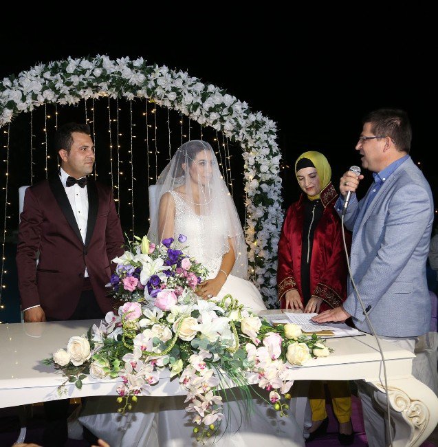 Merkezefendi’de 2016 Yılında 2 Bin Nikah Kıyıldı