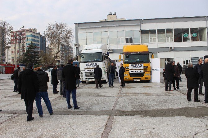 Adıyaman’dan Suriye’ye 2 Tır Dolusu Yardım Gönderildi