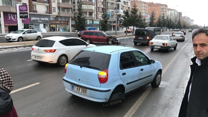 Niğde’de Zincirleme Kaza