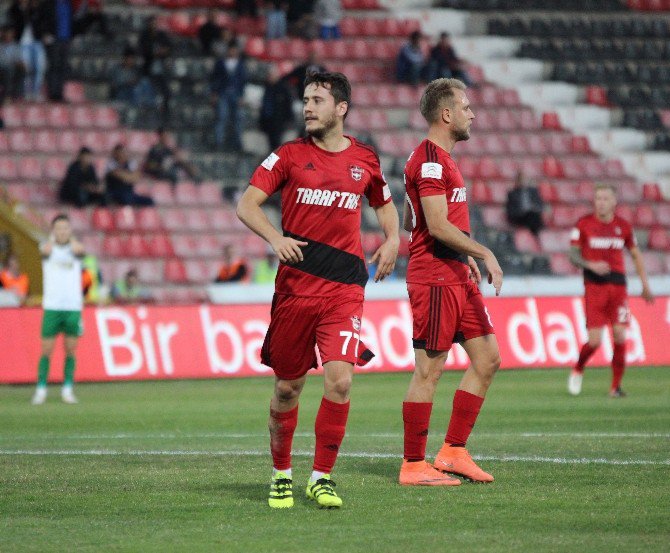 Gaziantepspor İlk Yarıyı Kötü Bitirdi