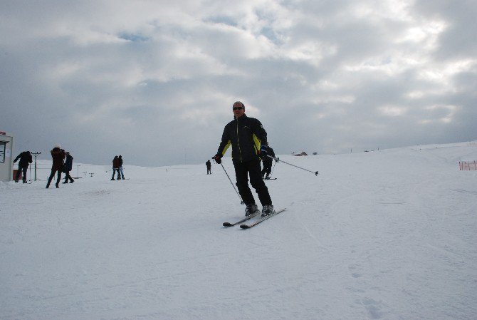 Spor Tutkunu Emniyet Müdürü