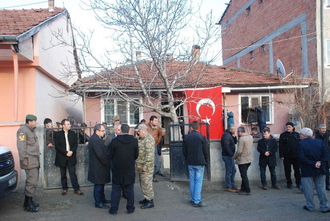 Şehit Olmak İçin Gitti, İlk Görev Yerinde Şehit Düştü