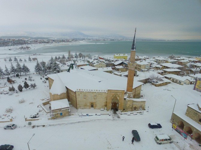 Beyşehir, Gölüyle Kış Mevsiminde Havadan Bir Başka Güzel