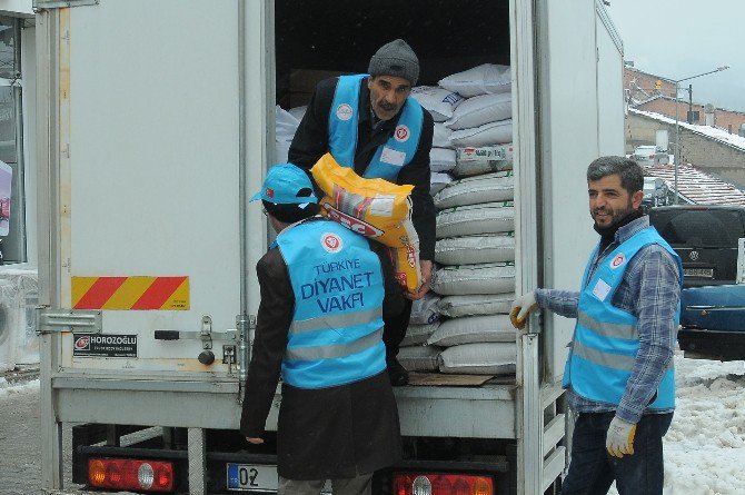 Çelikhan’dan Suriyelilere Yardım Kampanyası