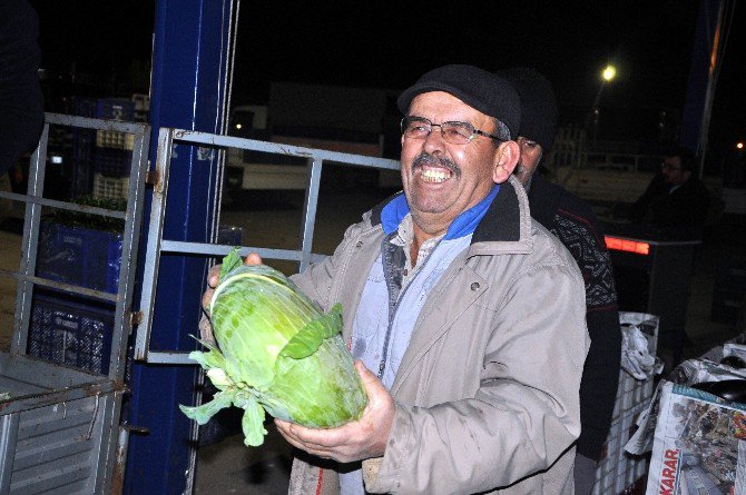 Kara Kış Antalya’da Çiftçinin Yüzünü Güldürdü