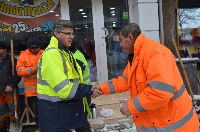 Başkan Yardımcısı Avcıoğlu Karla Mücadelede