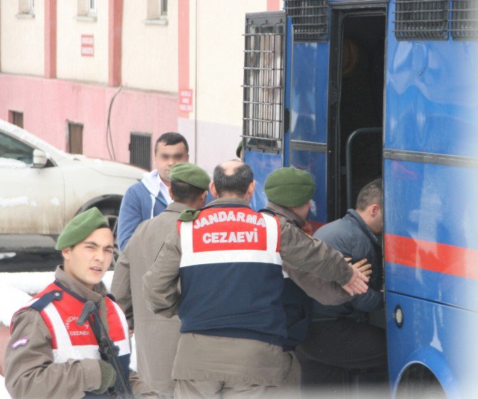 Cinsel İstismar Suçundan Yargılanan Kardeşlere Toplam 35 Yıl Hapis Cezası