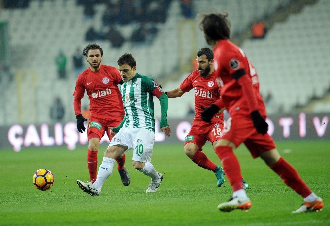 Hamzaoğlu’nu İstifa Kararından Batalla Döndürdü