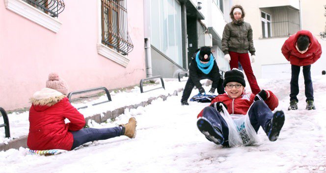 Denizli’de Sarayköy Hariç Tüm İlçelerde Okullar Tatil Edildi