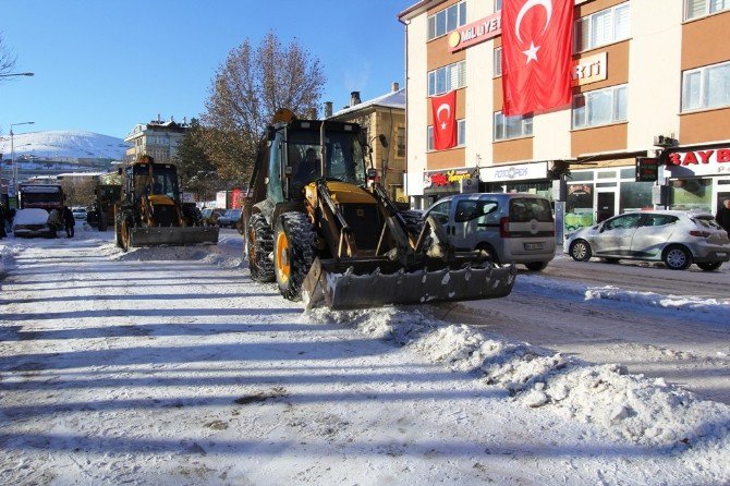 Bayburt Belediyesinden Karla Mücadele Seferberliği