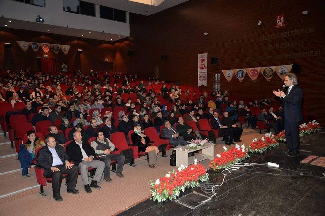 “Asımın Nesli” Adlı Programda Mehmet Akif Ersoy Anıldı