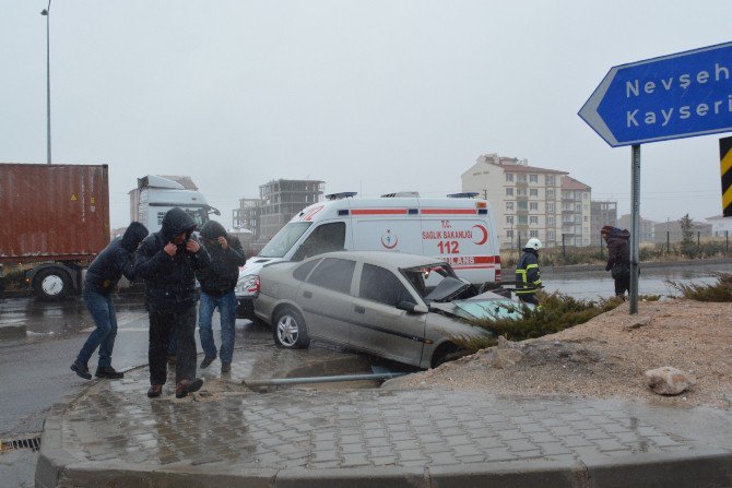 Niğde’de Fırtına Kazaya Neden Oldu