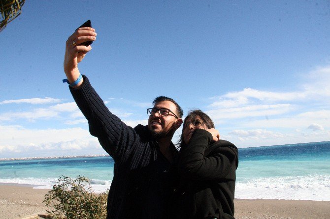 Türkiye Genelinde Kar Kış, Antalya’da Yazdan Kalma Günler