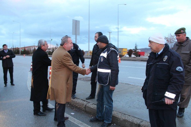 Başkan Şahiner’den Anlamlı Hediye