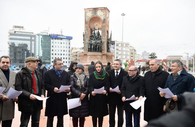 Chp’den "Anayasa Değişiklik Teklifine" Eş Zamanlı Protesto