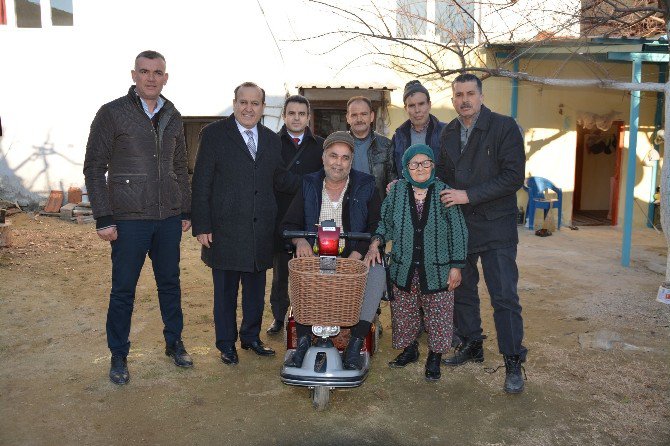 Söke Belediyesi 6 Yıldır Yatağa Mahkum Yaşayan Adamı Sevindirdi