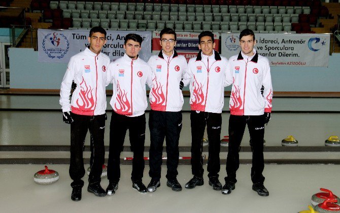 Curling Milli Takımı Tarihe Geçmek İstiyor