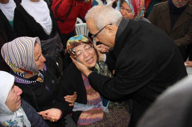 Kalkınma Bakanı Elvan, Mersin’de Selden Zarar Gören Alanları İnceledi