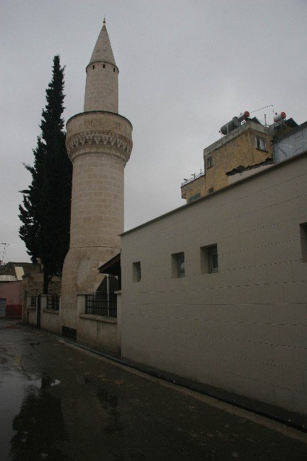 Kürtler Camii İbadete Açıldı