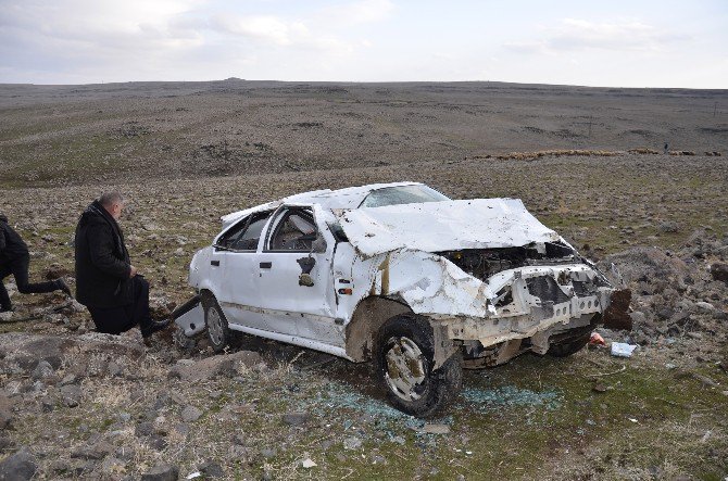 Siverek’te Trafik Kazası: 1’i Çocuk 3 Yaralı