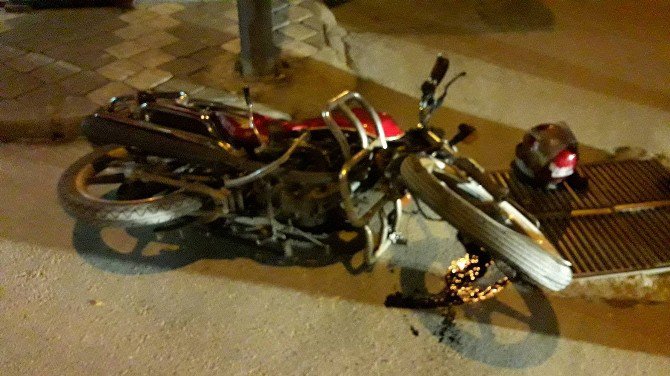 Söke’de Motosiklete Çarpan Araç Ortadan Kayboldu