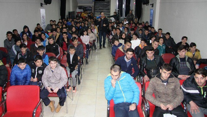 Vanlı Sporcu Ve Antrenörlere ‘Dopingle Mücadele’ Semineri