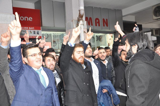 Agd Yılbaşı Kutlamalarını Protesto Etti