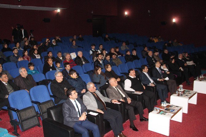 Elazığ Devlet Korosu Yılın Son Konserini Verdi