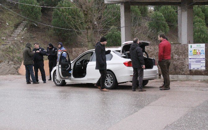 Arama Listesindeki Otomobil Polis Ekiplerini Alarma Geçirdi