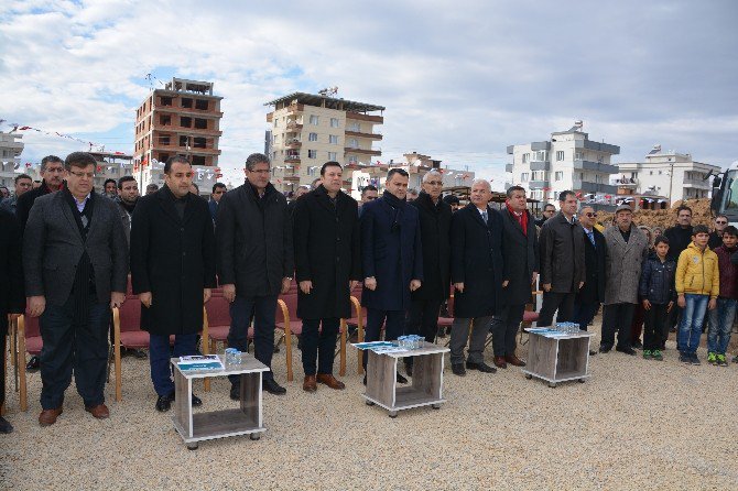 Torbalı’da Davullu Zurnalı Temel Atma Törenleri