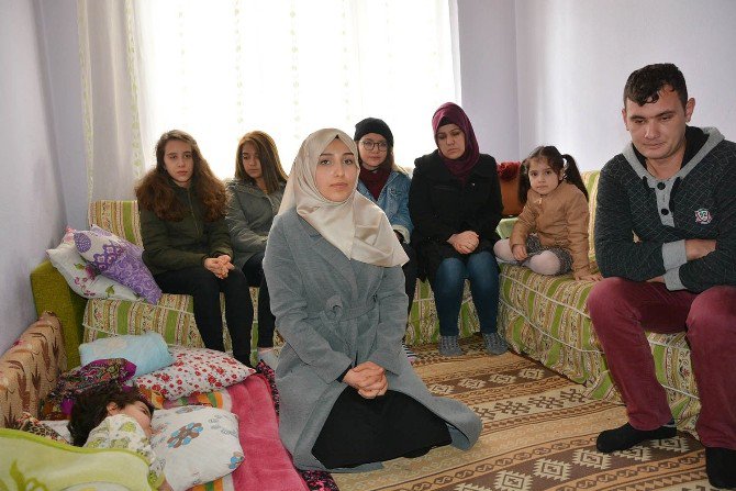 Uşak Ülkü Ocakları ’Sen De Medine İçin El Uzat’ Kampanyası Başlattı