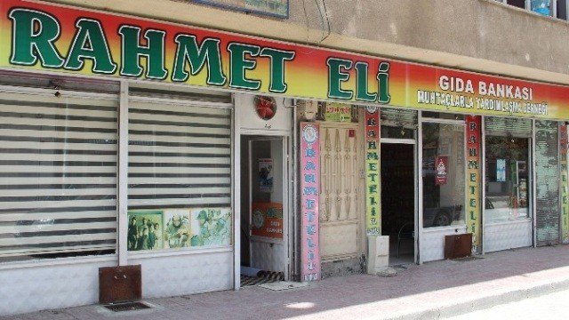 Rahmet Eli Derneği’nden 205 Aileye Yardım