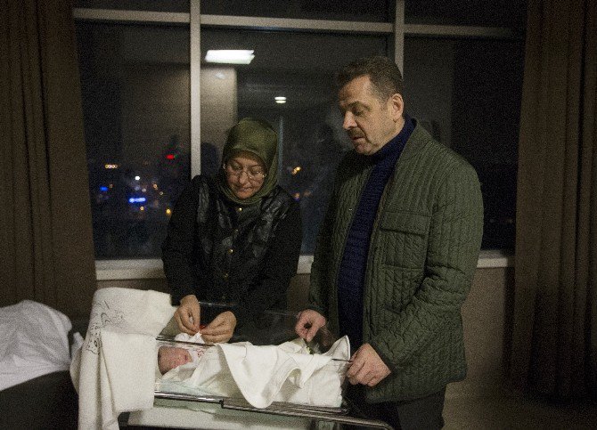 2017’nin İlk Bebekleri Dünyaya ‘Merhaba’ Dedi