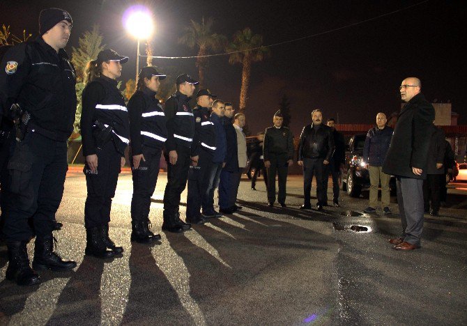 Vali Demirtaş Polislerin Yeni Yılını Kutladı