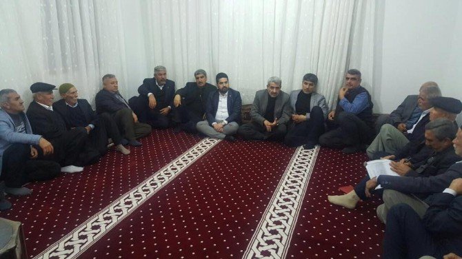 Başkan Erdem Ve Mutlu Köy Halkıyla Bir Araya Geldi