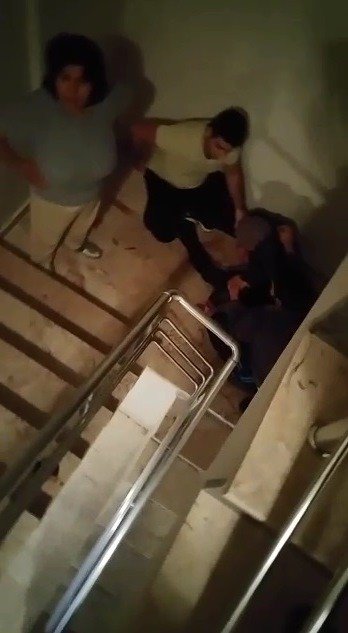 Ayakkabı Hırsızlarının Yakalanma Anı Vatandaş Kamerasında