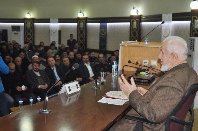 İnegöl’de "Sorumlu Aile Sorunsuz Gençlik’ Konferansı