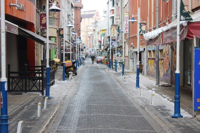 Eskişehir’de Yılbaşı Sonrası Sokaklar Boş Kaldı