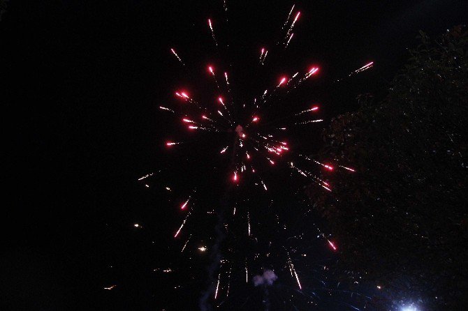 Gaziantep’te Suriyeliler Motosikletlerle Yılbaşını Kutladı