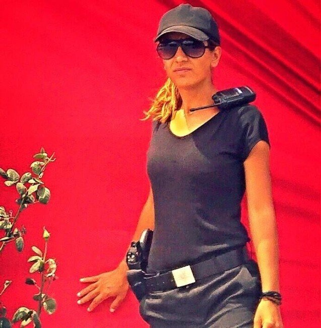 İstanbul’daki Saldırıda Şehit Olan Bayan Güvenlik Görevlisinin Memleketinde Yas