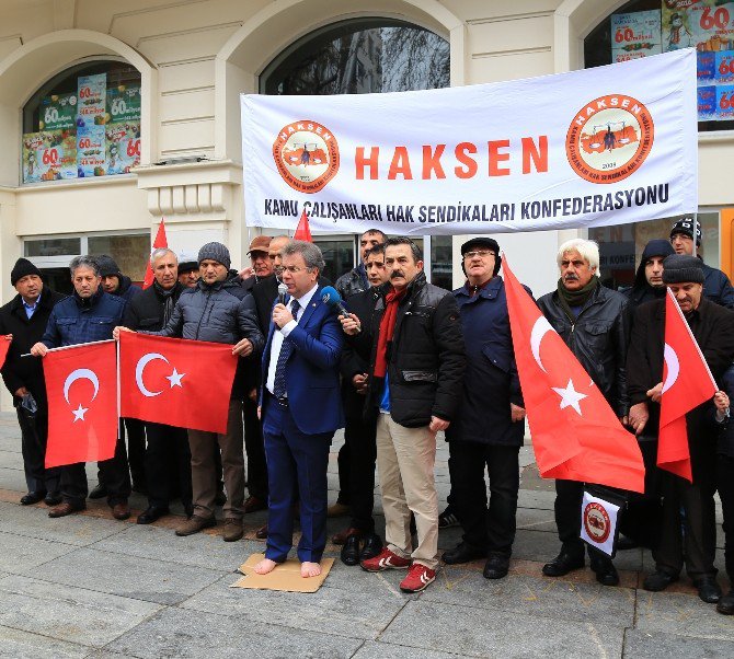 Başkent’te Çıplak Ayakla 2017’nin İlk Eylemi