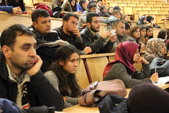 Kütahya’da ’15 Temmuz Ve Yeni Türkiye’ Konulu Konferans