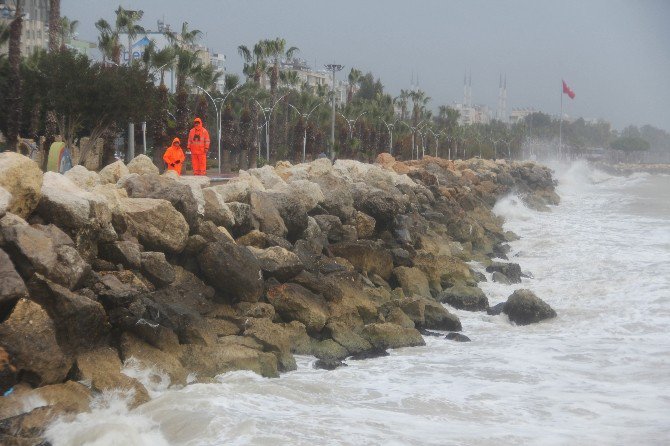 Denize Düşerek Kaybolan Gencin Cesedi Bulundu